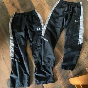 Boys Youth medium Under Armour athletic pants.